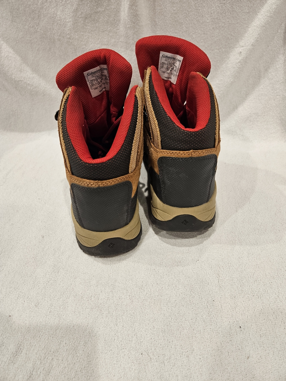 Columbia Brown Suede Hiking Booties with Red Lining - Picture 6 of 9
